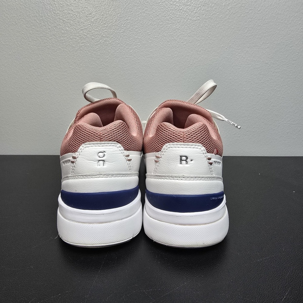 On Shoes Womens Size 8.5 White Rose THE ROGER Advantage Tennis Court Sneakers - Picture 5 of 9